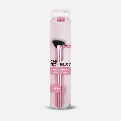 Sheer Radiance Fan Brush Real Techniques Ewink Kuwait – شير راديَنس فان بروش فرشاة خدود ريل تكنيكس رقم447 اي وينك كويت